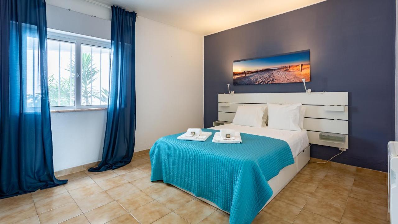 Charming Beachside Apartment W/ Pool By Lovelystay Albufeira Eksteriør bilde